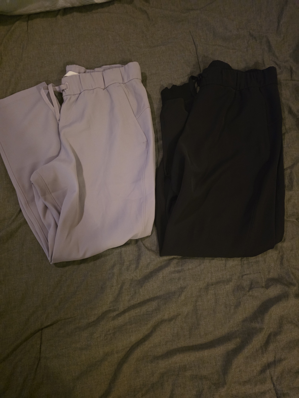 lululemon athletica Womens Joggers — Black and Light Gray Size 8